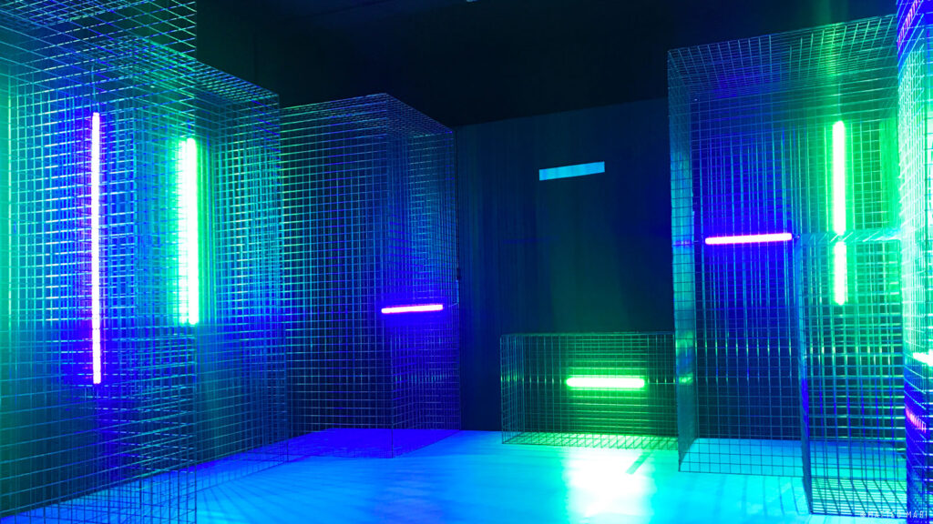 blue_rete grid blue neon
